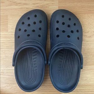 Navy Crocs Clogs, Size Large